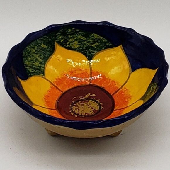 Mexican Talavera 4" Hand Painted Blue Yellow Sunflower 3 Footed Pottery Bowl - Picture 11 of 11